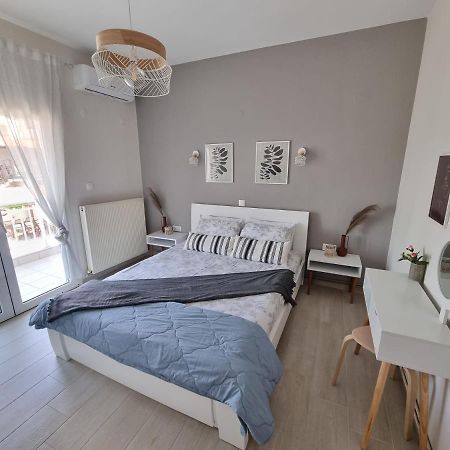 Our Home-Fully Renovated Apartments And Studios By The Sea Nikiti  Exterior photo